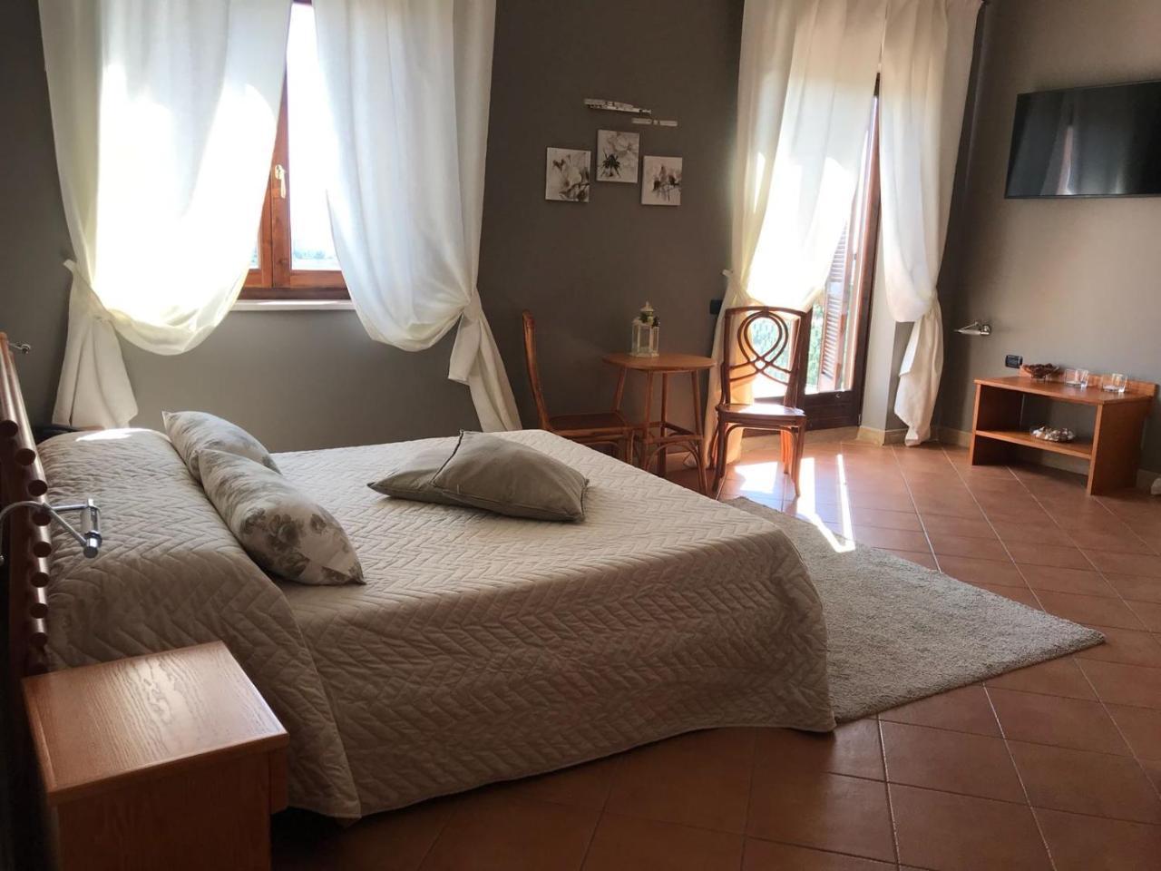Tenuta Re Ferdinando Santa Maria Capua Vetere Exteriör bild